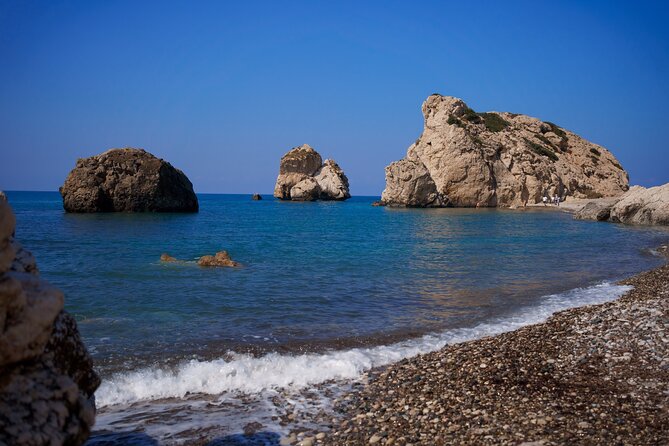 100% Cyprus - Tour to Troodos mountains and villages (From Paphos) - Lofou village: halloumi, narrow streets, and crafts
