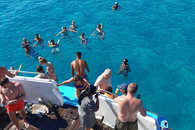 2.5 hour Glass Bottom Boat Trip, Snorkeling, Sliding and Fun - Snorkeling Comfort: Changing Room, Life Jackets, and Included Gear