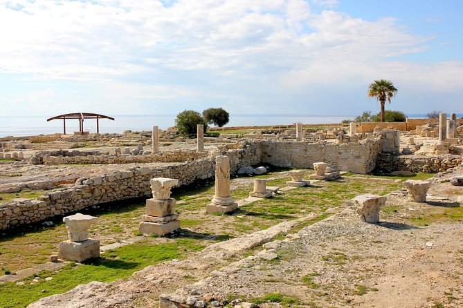 Aphrodite's Birthplace, Lefkara & Kourion Day Trip from Paphos - Stop 3: Limassol Old Town, markets and the castle near the sea