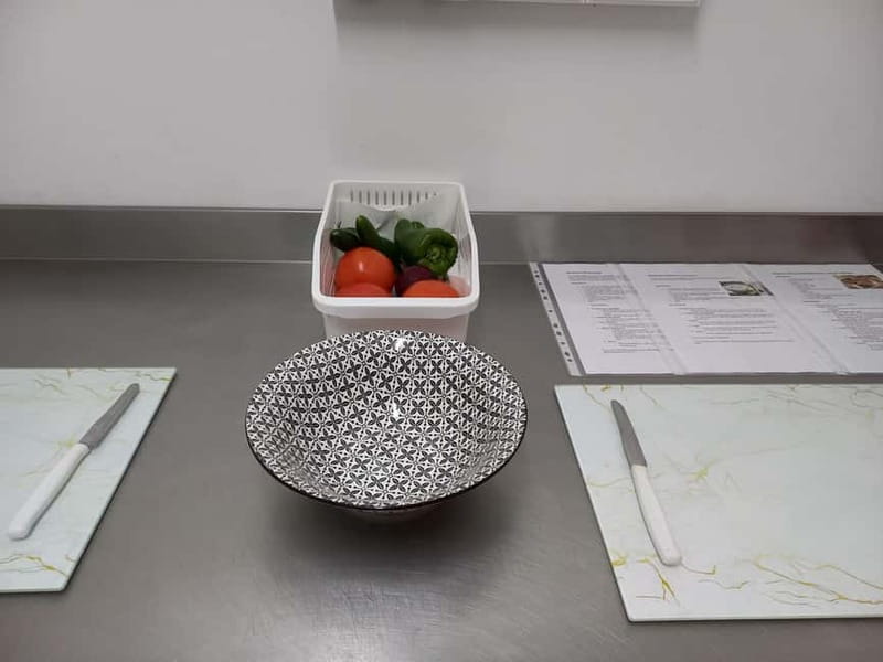 Cyprus: Cooking Class-Makaronia Fournou,Tzatziki&Greek Salad - How the class runs in real time (3 to 4 hours)