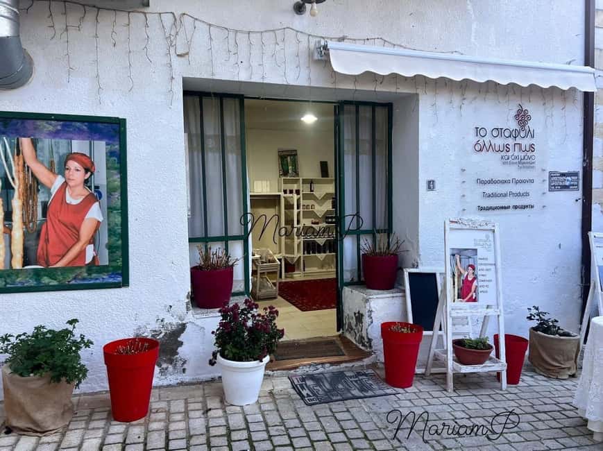 Delightful wine route: Omodos, Arsos Village & Wine Tasting - Arsos stop: a pause that adds real village context