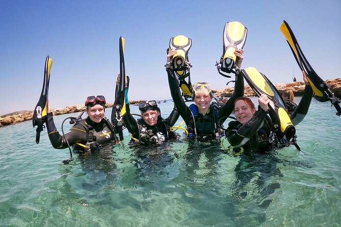 Discover Scuba Diving for Beginners - Theory First: The 20 to 30 Minute Briefing That Sets You Up