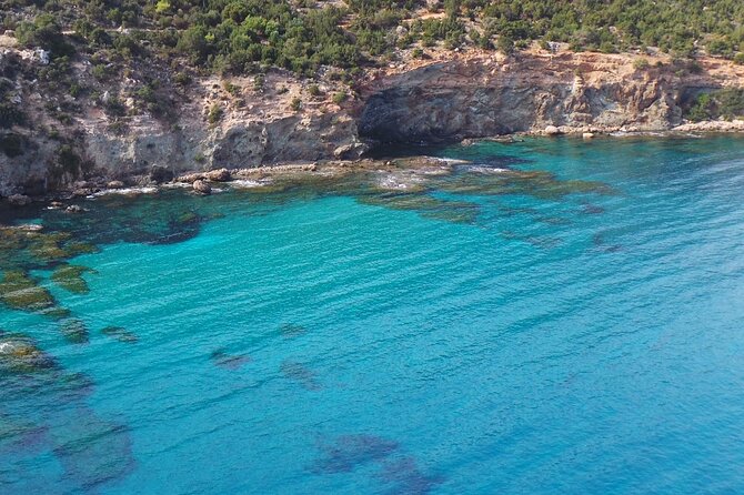 Eden New Gen Speedboat with driver to Blue Lagoon, Sea Caves - Price and value: what $278.26 per group really means