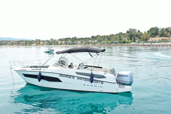 Exclusive line 225hp, self drive boat Karnic SL701 8.0m - Five Lagoons and Crystal Water, How to Use the Stops