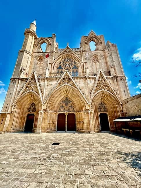 Famagusta and Salamis or Ghosttown with a private guide - Exploring Famagusta’s Big Sites: Mosque, Palace Areas, and Medieval Buildings