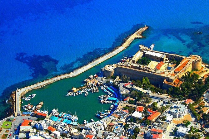 From Nicosia and Kyrenia: Famagusta & Kyrenia as Circular Tour - Stop 1: Ghost Town Famagusta and Varosha’s lasting silence
