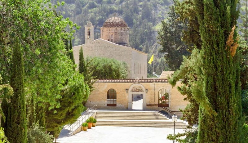 From Paphos: Afternoon Tour to Agios Neophytos Monastery - The Drive to Kathikas: Vineyards, Views, and a Winery That Feels Local