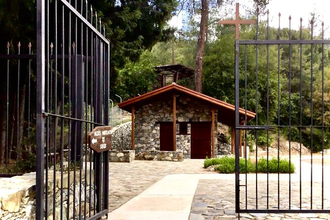 Full Day Tour in Troodos Mountains: Villages & Waterfalls - Troodos Mountains Geology Stop: Quick, Unusual, and Worth the Pause