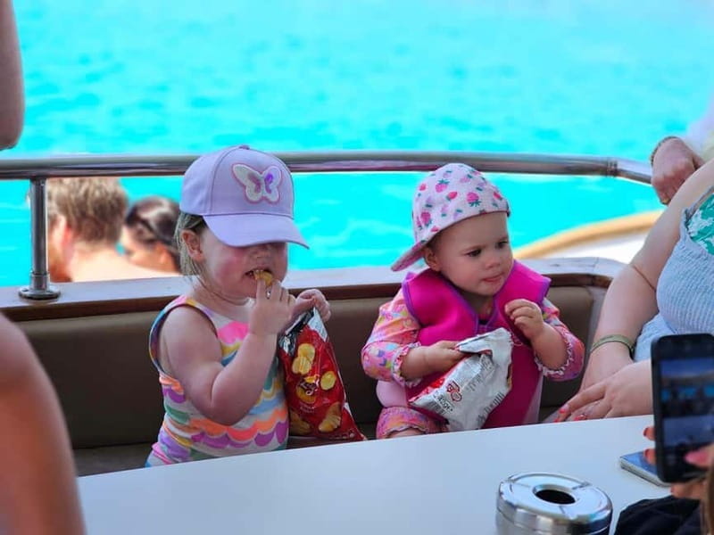 Golden Coast: 2.5-Hour Mermaid Adventure Cruise for Families - The itinerary loop: why each stop feels different