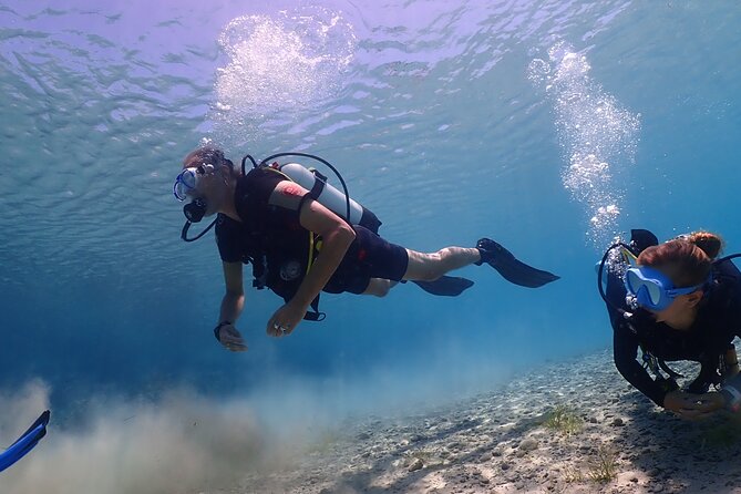 Introductory diving in small groups - Green Bay in Protaras, and why this spot suits first-timers