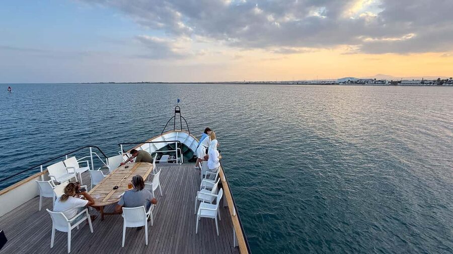 Larnaca: Disco Sunset cruise - Disco Sunset Cruise on M/V Okeanis, in plain terms