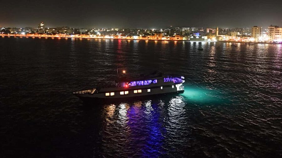 Larnaca: Disco Sunset cruise - Onboard comfort: sunbeds, wifi, and facilities that keep it easy