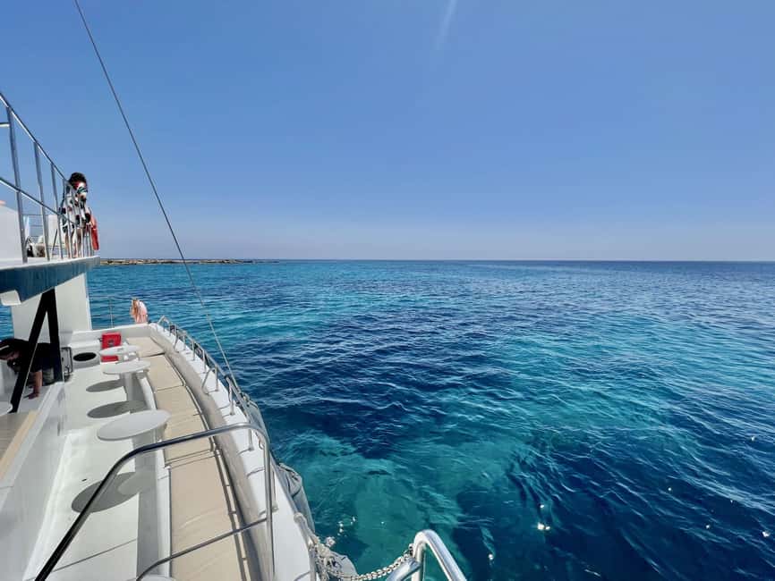 Limassol: Catamaran Cruise with Lunch - Open bar options: what you get, and how it changes by cruise type
