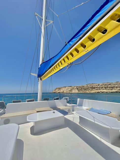 Limassol: Catamaran Cruise with Lunch - Crew service and safety: calm help when you’re getting in the water