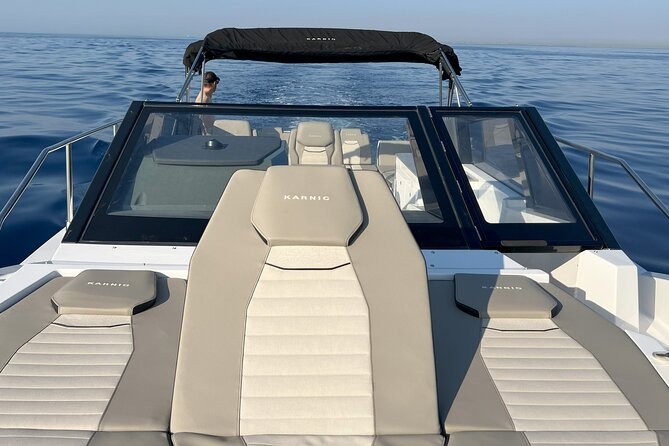 Luxury Charter on Blue Lagoon Flyer (Karnic CS10) to Blue Lagoon - What snorkeling gear inclusion changes for your budget