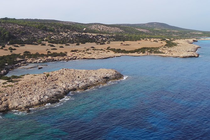 Luxury Marinello 26 speedboat with driver to Blue Lagoon & more.. - Arnaoutis Beach and the coastal turnaround at the western tip