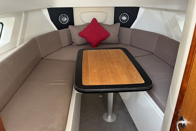 Luxury Private Charter on a Karnic SL800 to Blue Lagoon & more... - The Karnic SL800: a fast, smooth way to reach Cyprus’ best water