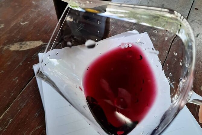 Luxury Wine tasting at your place in Cyprus - Why the villa setting changes the whole experience