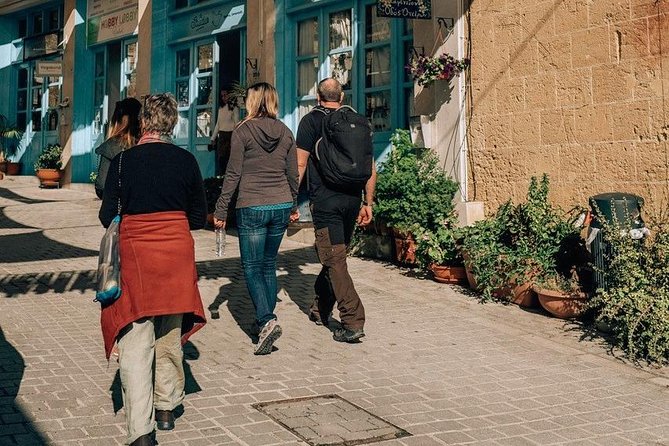 Nicosia: Green Line and Buffer Zone Guided Walk - Duration and Pace: Why 2 to 3 Hours Works Here