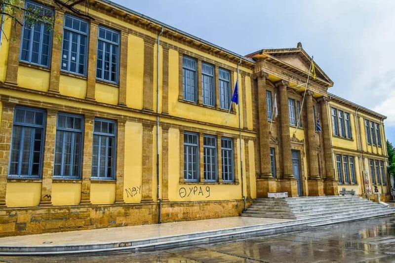 Nicosia: Private City Discovery Walking Tour - Selimiye Camii: when architecture carries political meaning