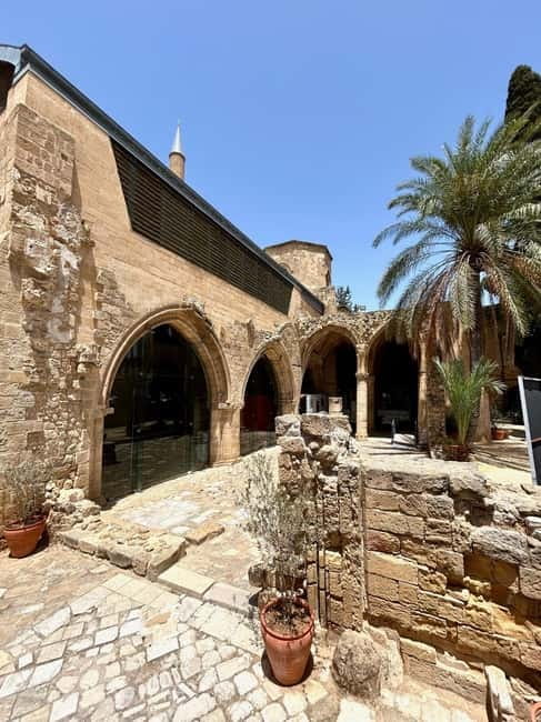 Nicosia, private tour, Old Town greek and turkish side - Timing and logistics for a 4-hour day that doesn’t feel chaotic