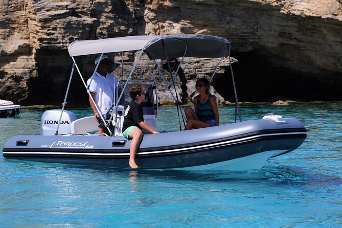 No Licence Private Self Drive Boat to Blue Lagoon +masks&snorkels - Best times and practical tips to keep it calm