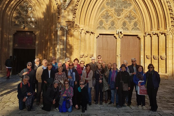NORTHERN CYPRUS ALL-IN-ONE Private Day Trip from Nicosia - Kyrenia Harbour and the Bellapais Monastery calm-down