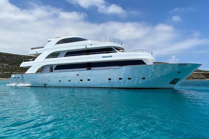 Ocean Blue Celebrity Blue Lagoon Cruise (Morning and Afternoon) - Cruise Vibe and Why This One Works for an Easy Day
