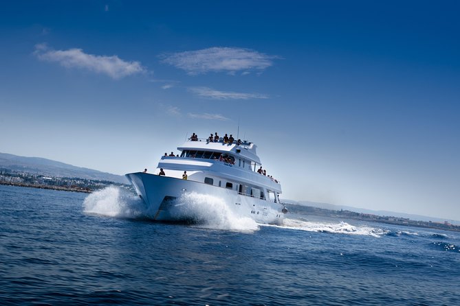 Ocean Flyer | Elite (18+) Cruise - Sea Caves by boat: what you’ll capture and what to watch for
