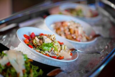 Ocean Vision: Show & Dance Night with buffet, open bar & transfer