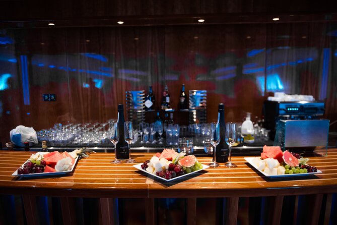Ocean Vision: Show & Dance Night with buffet, open bar & transfer - The Sunset Coastline Moment That Frames the Whole Night