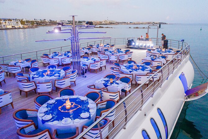 Ocean Vision: Show & Dance Night with buffet, open bar & transfer - Seating Reality: Upper Deck, First Come, and How to Choose Smart