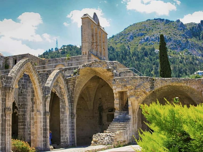 Paphos: Kyrenia, St. Hilarion Castle & Bellapais Abbey Tour - Tour Pace, Vehicle Comfort, and Group Size Reality