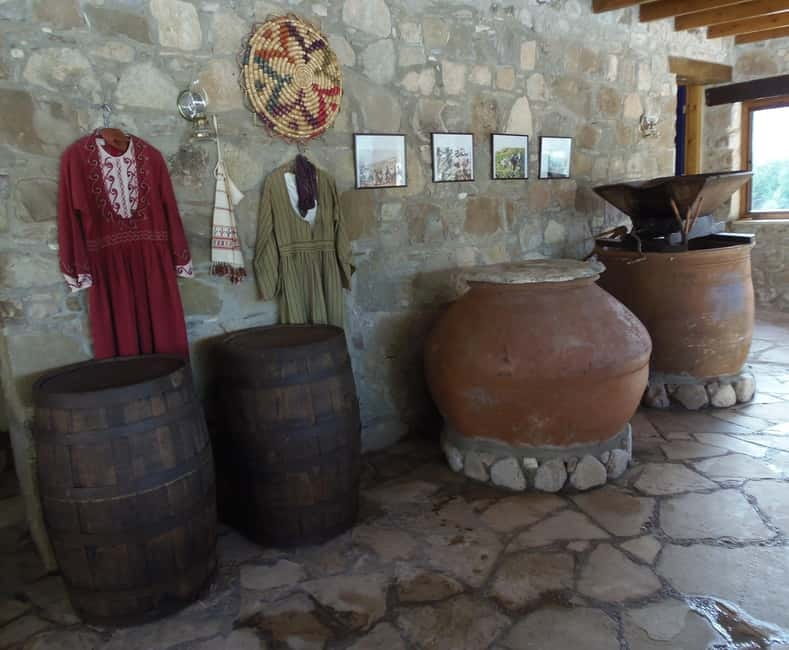 Paphos/Limassol: Donkey Farm Day Trip with Lunch & Tastings - BBQ lunch plus a folk dance show, including Syrtaki
