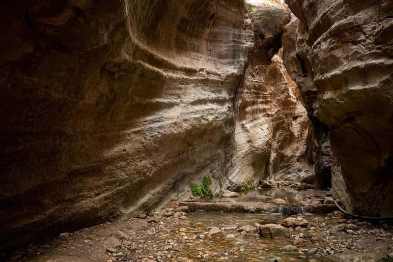 Paphos: Private Jeep Bath of Aphrodite including Waterfalls - Peyia Sea Caves and the Edro III Shipwreck Photo Stops