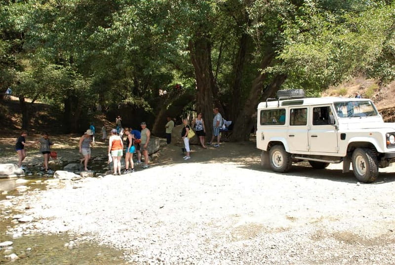 Paphos: Troodos-Kykkos Land Rover Treasure Jeep Safari - Winery time and wine tasting when time allows