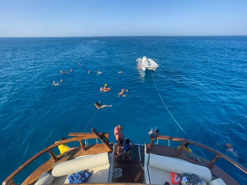 Pernera: Golden Hour Sunset Cruise - Fig Tree Bay and Green Bay: Quick Stops That Set the Mood