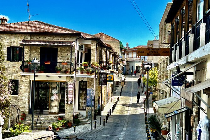 Private:Lefkara Village, Olive Farm incl. tasting and Donkey Farm - Key highlights at a glance