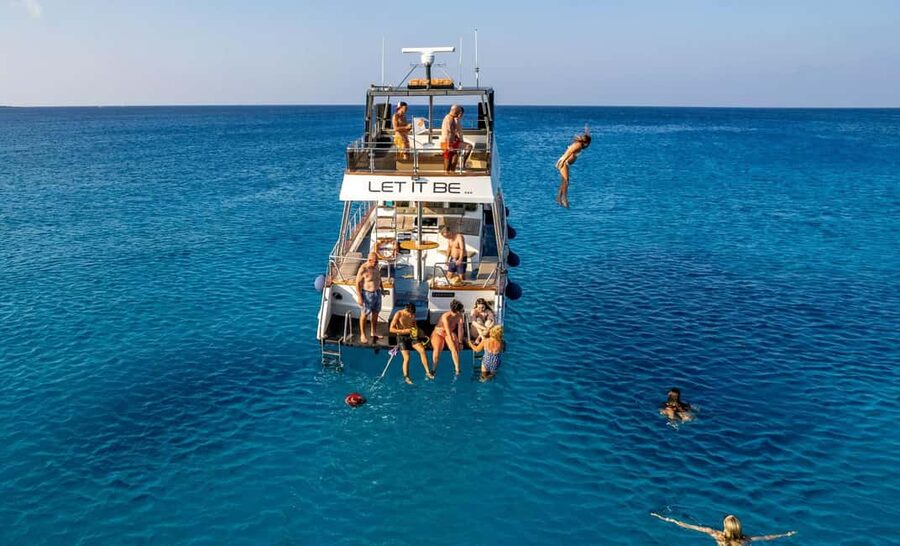 Protaras: Luxury Blue Lagoon Cruises 4H/Food/1 Drink/3 Swims - The Paralimni Marina start and the Protaras coast pass-by plan