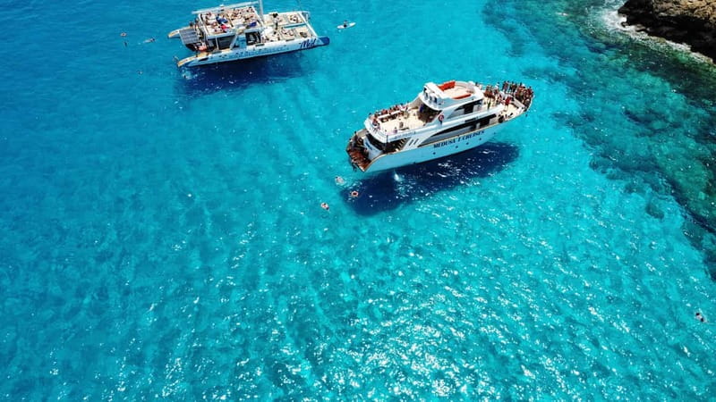 Protaras: Medusa Chill-Out Cruise to Blue Lagoon & Sea Caves - Protaras to Ayia Napa by VIP yacht, without the rush
