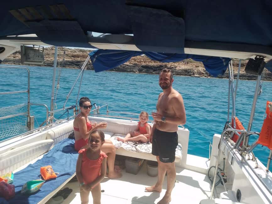 Protaras: Private Boat Tour with Fishing - Languages on board: communication without hassle