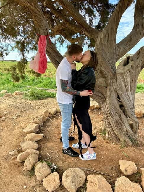 Romantic tour for lovers, couples or friends - Chapel by the Sea, Steps, and How to Plan If You Have Mobility Limits