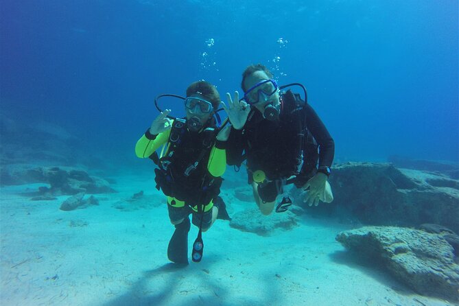Scuba Diving Activity in Pernera - First underwater breath in Pernera: what the setup gets right
