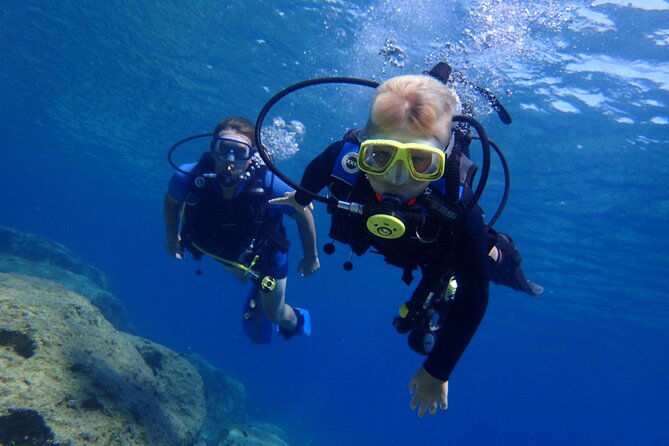 Scuba Diving Activity in Pernera - The 3-hour schedule: lesson, shallow skills, then Blue Bay
