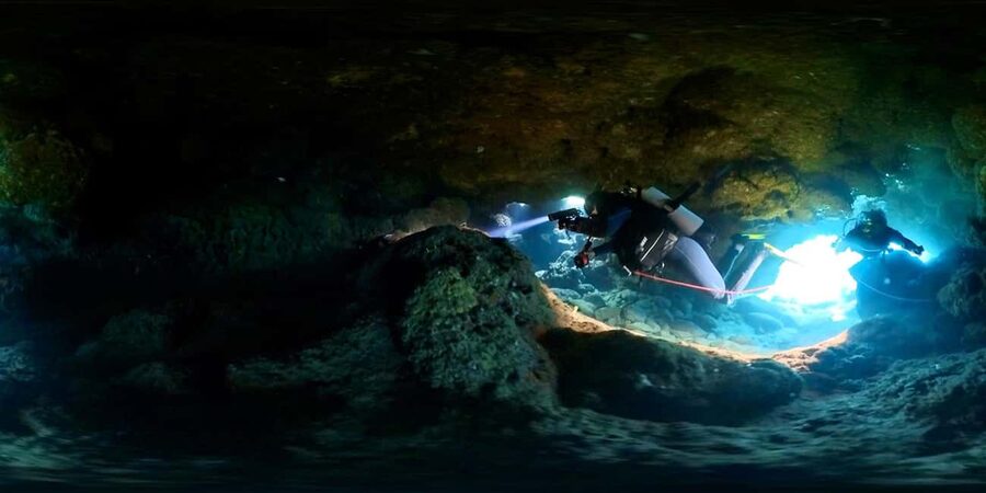 Scuba Diving - Tunnels & Caves - Cape Greco - private guided - Cape Greco Tunnels and Caves: What Makes This Site Work