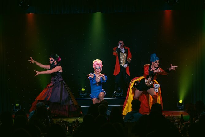 Stardust Variety Dinner Show - Seating and packages: how to get the best view