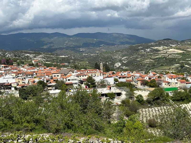 Troodos Mountains : private tour including a wine tasting - Pera Pedi Dam: quiet nature for people who like silence