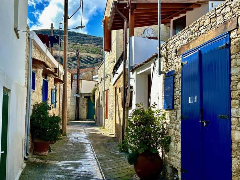 Troodos Mountains : private tour including a wine tasting - Omodos wine village: more than a pretty postcard