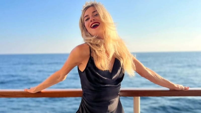 Wave Dancer Deluxe Night Cruise with Fireworks - Adults Only - Price and value: is $107.68 per person a fair deal?